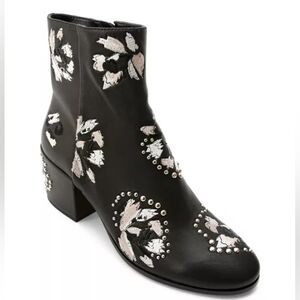 Dolce Vita Women's Mollie Embroidered Leather Block Heel Booties Size 7.5